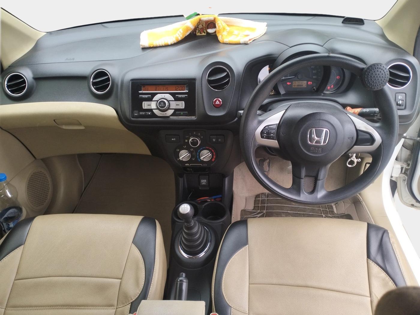 2015 Honda Amaze 1.5L I-DTEC VX, Diesel, Manual, 57,932 km, interior