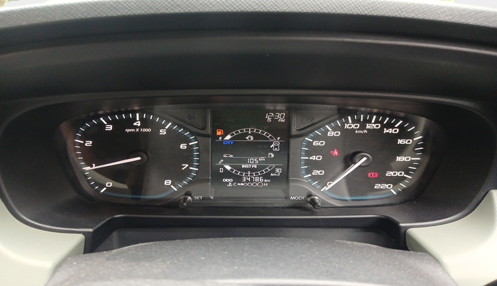 2022 Tata PUNCH ADVENTURE MT, Petrol, Manual, 34,786 km, interior