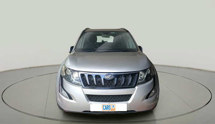 2017 Mahindra XUV500 W10, Diesel, Manual, 1,22,279 km, exterior