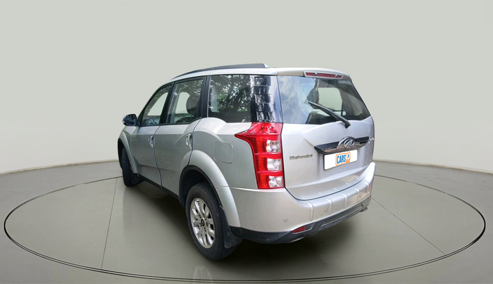 2017 Mahindra XUV500 W10, Diesel, Manual, 1,22,279 km, exterior