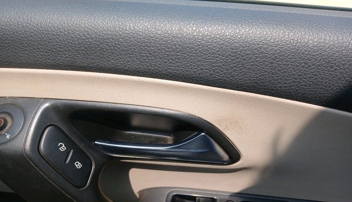 2013 Volkswagen Polo COMFORTLINE 1.2L PETROL, Petrol, Manual, 92,416 km, interior