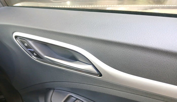 2023 MG ZS EV EXCITE, Electric, Automatic, 20,900 km, interior