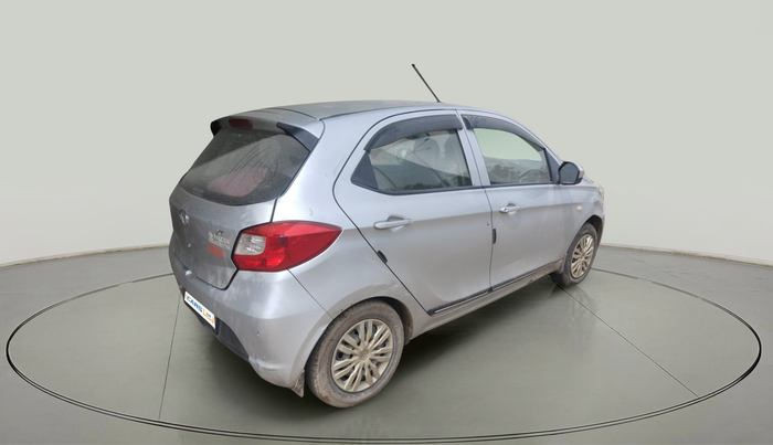 2017 Tata Tiago XT PETROL, Petrol, Manual, 90,729 km, exterior
