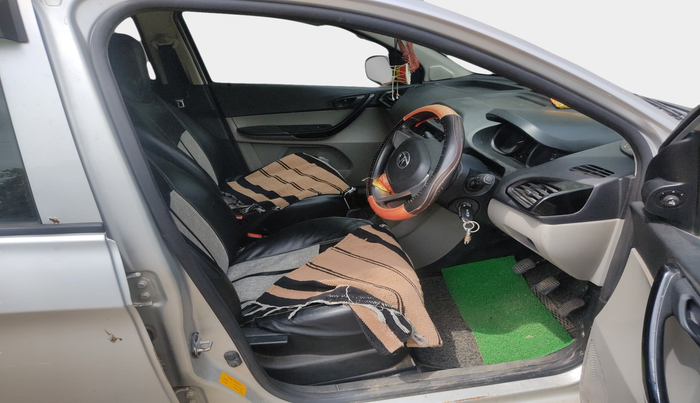 2017 Tata Tiago XT PETROL, Petrol, Manual, 90,729 km, interior