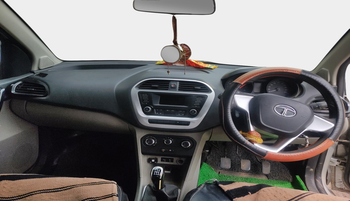 2017 Tata Tiago XT PETROL, Petrol, Manual, 90,729 km, interior