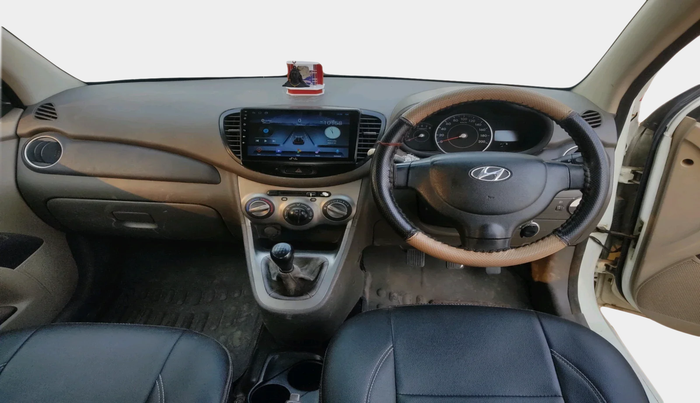 2011 Hyundai i10 ERA 1.1, Petrol, Manual, 1,30,250 km, interior
