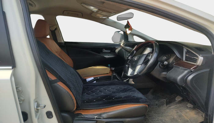 2016 Toyota Innova Crysta 2.4 VX 7 STR, Diesel, Manual, 1,50,872 km, interior