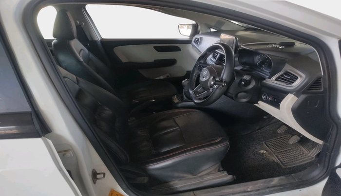 2022 Tata ALTROZ XT I-TURBO PETROL, Petrol, Manual, 54,347 km, interior