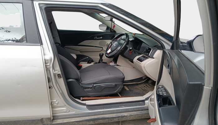 2019 Mahindra XUV300 W8 1.5 DIESEL, Diesel, Manual, 70,099 km, interior