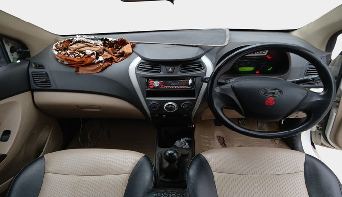 2015 Hyundai Eon ERA +, Petrol, Manual, 1,95,999 km, interior