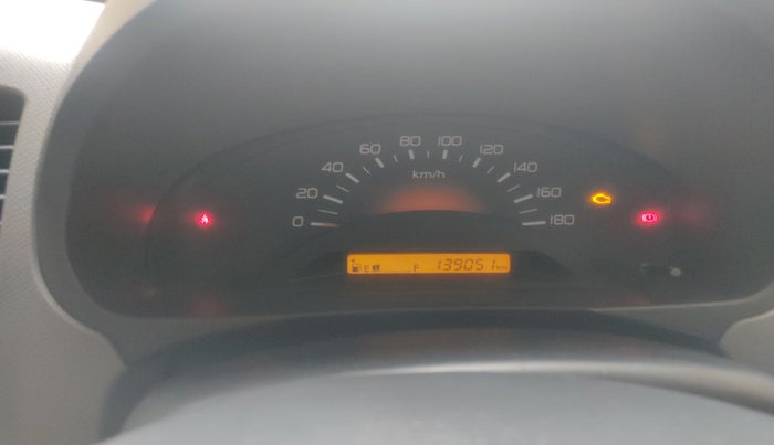 2011 Maruti Wagon R 1.0 LXI, Petrol, Manual, 1,39,051 km, interior