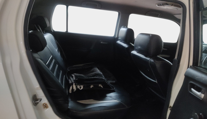 2011 Maruti Wagon R 1.0 LXI, Petrol, Manual, 1,39,051 km, interior