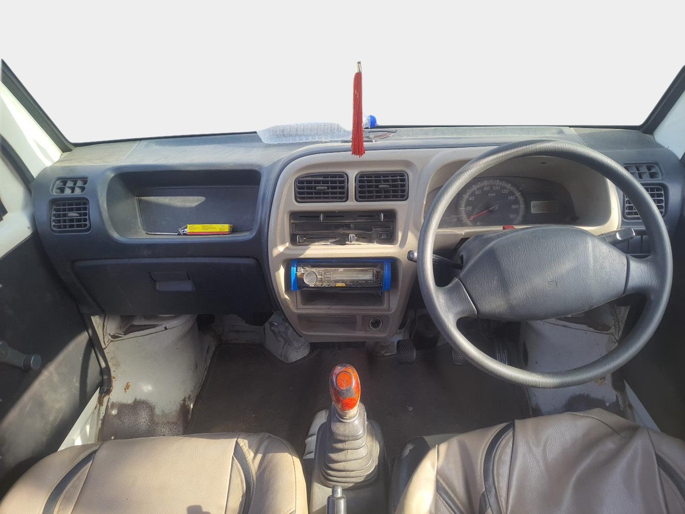 2016 Maruti Eeco 5 STR WITH A/C+HTR, Petrol, Manual, 1,42,133 km, interior