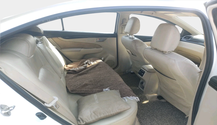 2017 Maruti Ciaz DELTA DIESEL 1.3, Diesel, Manual, 74,085 km, interior