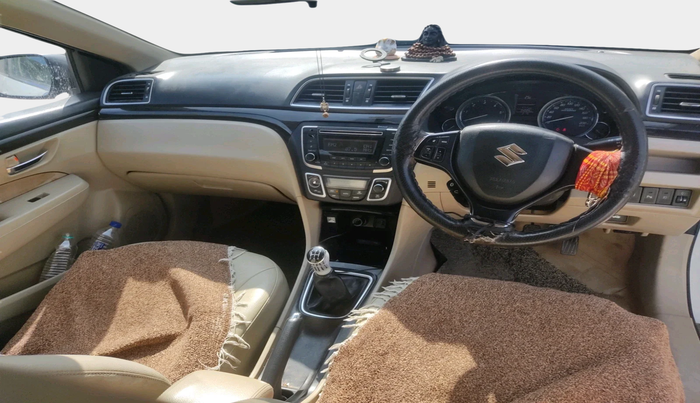 2017 Maruti Ciaz DELTA DIESEL 1.3, Diesel, Manual, 74,085 km, interior
