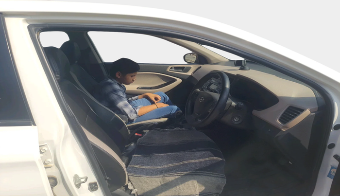 2016 Hyundai Elite i20 MAGNA 1.2, Petrol, Manual, 81,023 km, interior