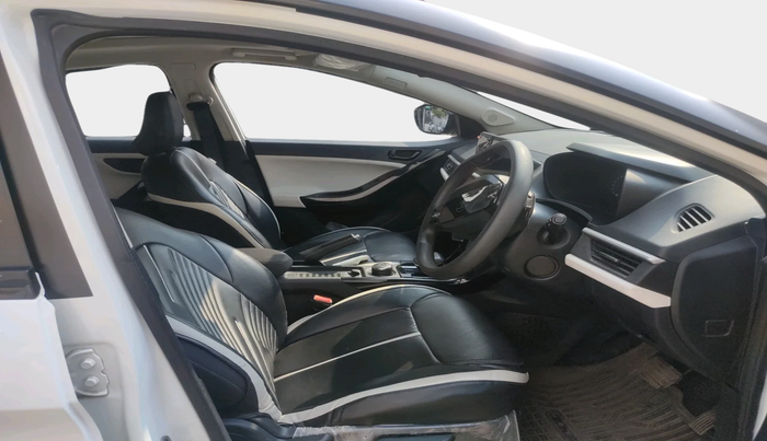 2025 Tata NEXON CREATIVE PLUS S 1.5 REVOTORQ 6 AMT, Diesel, Automatic, 18,324 km, interior