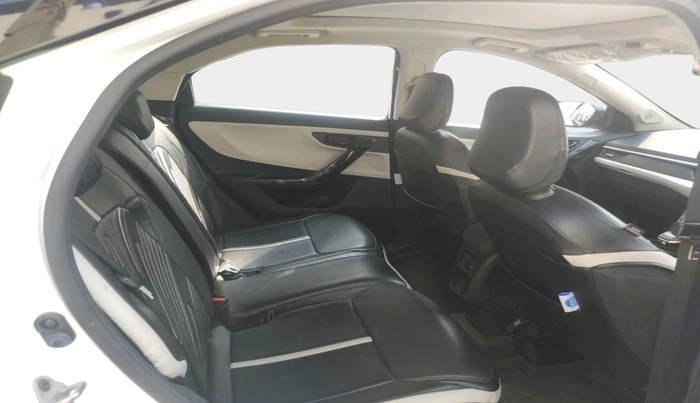 2025 Tata NEXON CREATIVE PLUS S 1.5 REVOTORQ 6 AMT, Diesel, Automatic, 18,324 km, interior