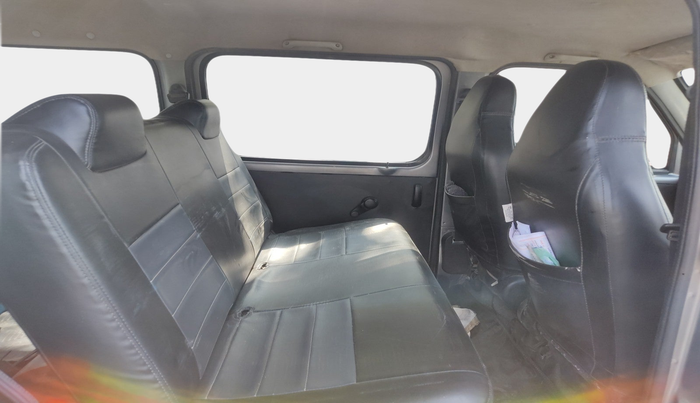 2017 Maruti Eeco 5 STR WITH A/C+HTR, Petrol, Manual, 76,364 km, interior