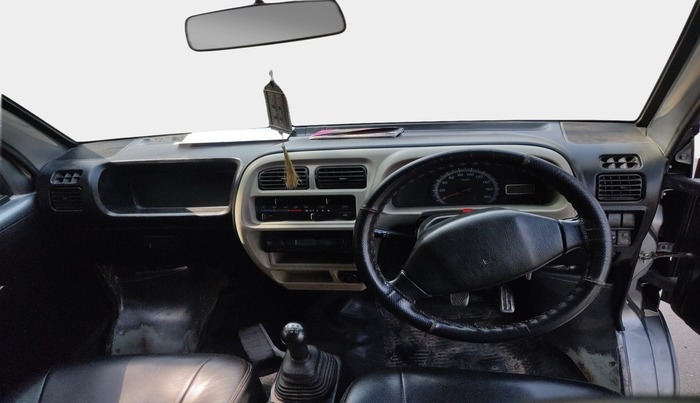 2017 Maruti Eeco 5 STR WITH A/C+HTR, Petrol, Manual, 76,364 km, interior