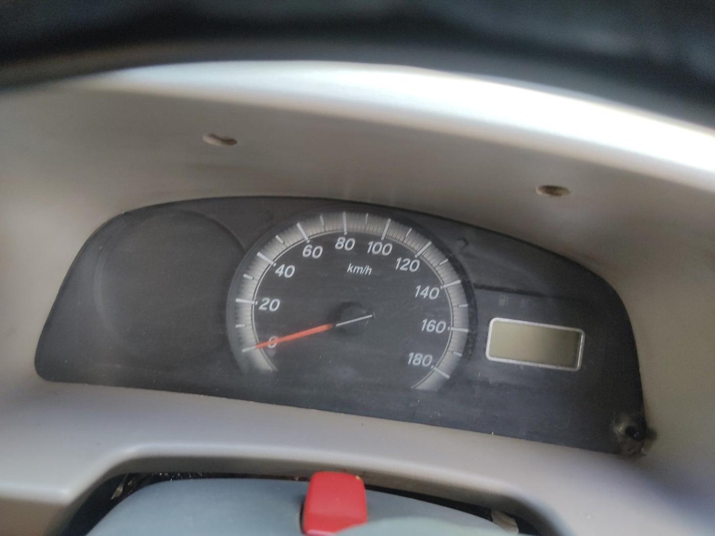 2012 Maruti Eeco 5 STR, Petrol, Manual, 2,00,000 km, interior