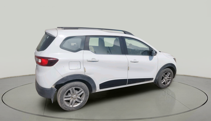 2022 Renault TRIBER RXZ, Petrol, Manual, 55,976 km, exterior