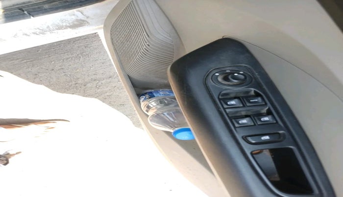 2022 Renault TRIBER RXZ, Petrol, Manual, 55,976 km, interior