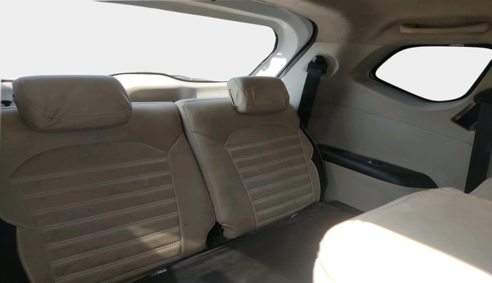 2022 Renault TRIBER RXZ, Petrol, Manual, 55,976 km, interior