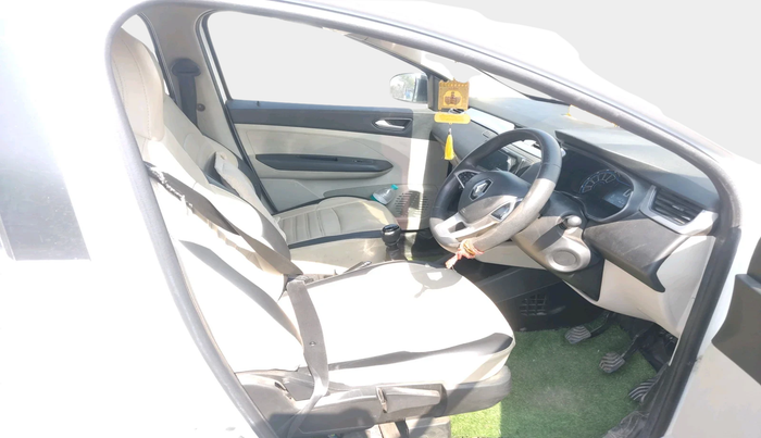 2022 Renault TRIBER RXZ, Petrol, Manual, 55,976 km, interior