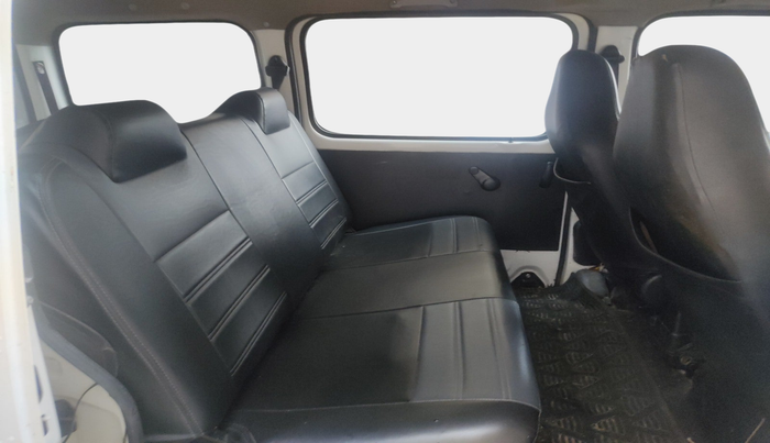 2022 Maruti Eeco 5 STR AC CNG (O), Petrol, Manual, 61,660 km, interior