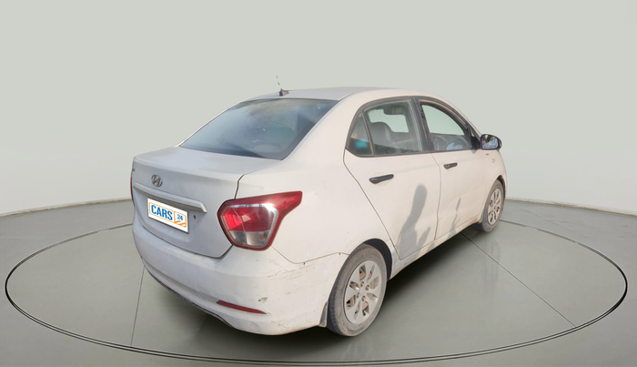 2016 Hyundai Xcent BASE 1.1, Diesel, Manual, 1,84,435 km, exterior