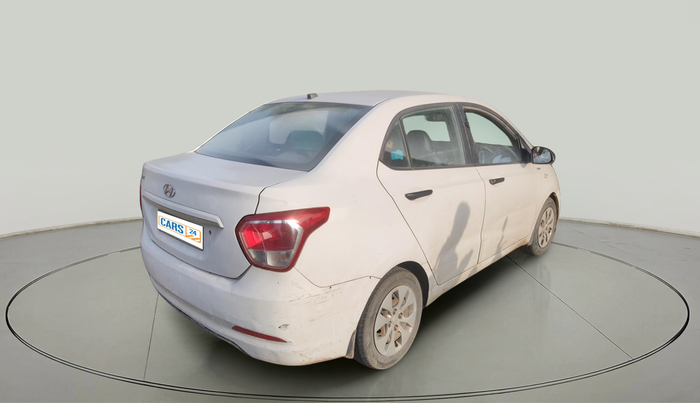2016 Hyundai Xcent BASE 1.1, Diesel, Manual, 1,84,435 km, exterior