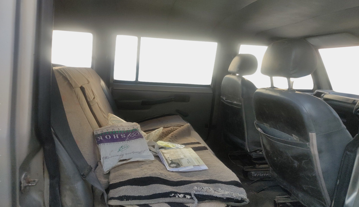 2010 Mahindra Bolero XL 9 STR, Diesel, Manual, 1,83,768 km, interior