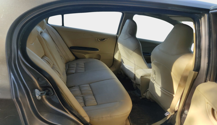 2016 Honda Amaze 1.2L I-VTEC S, Petrol, Manual, 88,039 km, interior