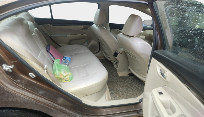2015 Maruti Ciaz VDI+ SHVS, Diesel, Manual, 1,78,312 km, interior