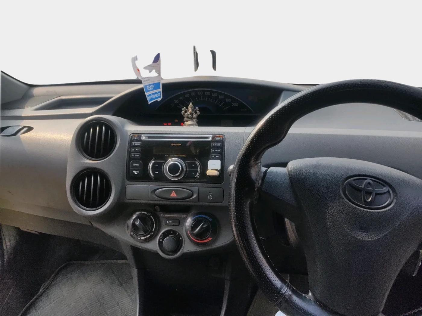 2013 Toyota Etios GD, Diesel, Manual, 2,56,194 km, interior