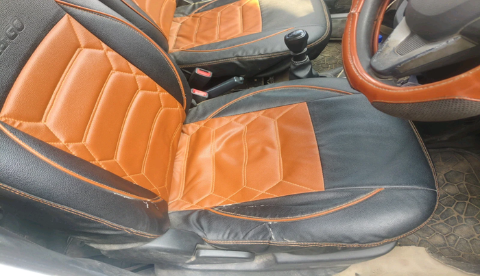 2018 Datsun Redi Go T (O), Petrol, Manual, 1,09,966 km, interior