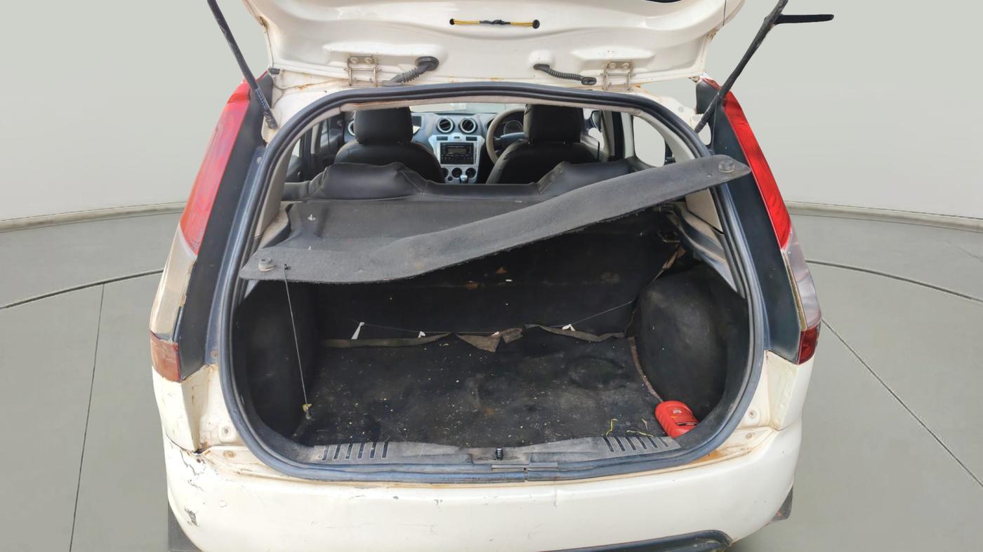 2013 Ford Figo ZXI 1.4 DIESEL, Diesel, Manual, 1,40,700 km, exterior