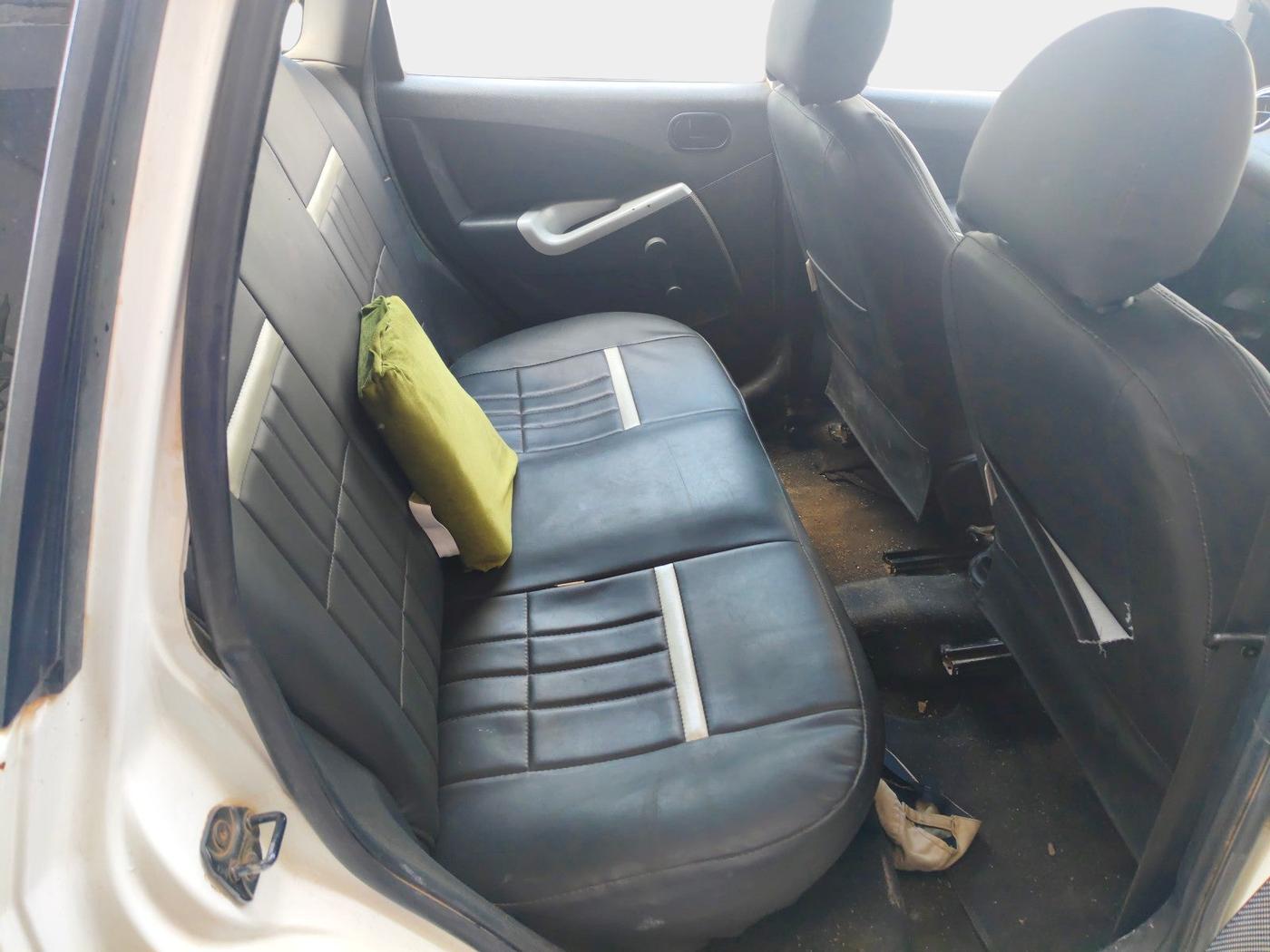 2013 Ford Figo ZXI 1.4 DIESEL, Diesel, Manual, 1,40,700 km, interior