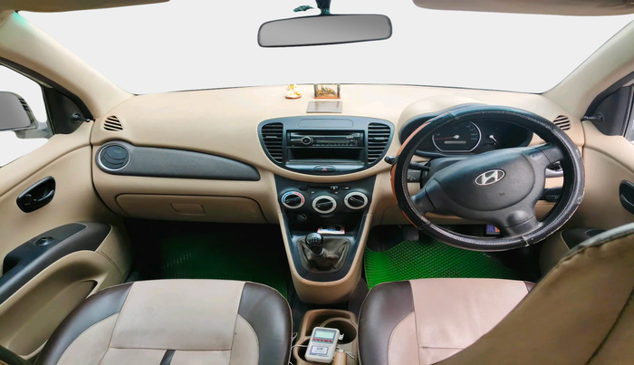 2010 Hyundai i10 ERA 1.1, Petrol, Manual, 1,49,700 km, interior