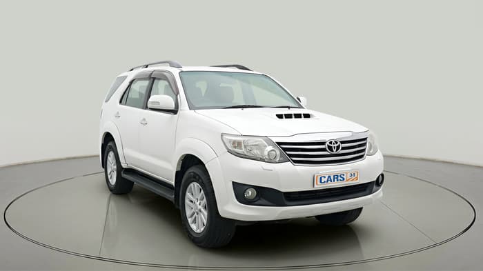 2012 Toyota Fortuner 3.0 4X2 MT, Diesel, Manual, 4,05,185 km, exterior