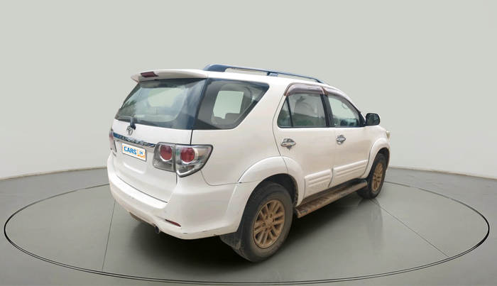 2012 Toyota Fortuner 3.0 4X2 MT, Diesel, Manual, 4,05,185 km, exterior