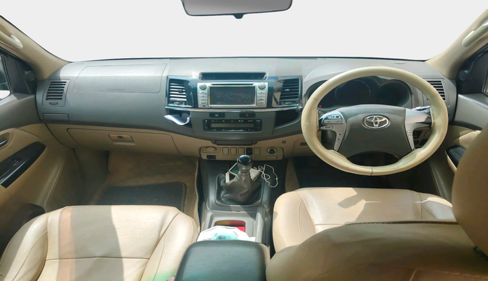 2012 Toyota Fortuner 3.0 4X2 MT, Diesel, Manual, 4,05,185 km, interior
