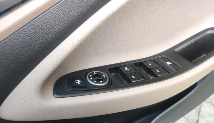 2018 Hyundai Elite i20 ASTA 1.2 (O), Petrol, Manual, 45,143 km, interior