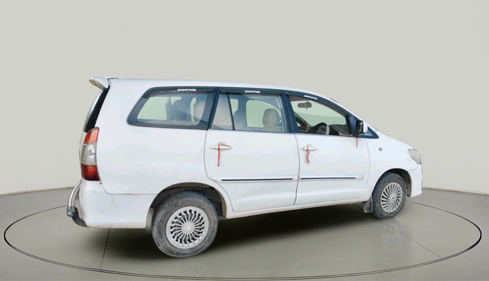 2013 Toyota Innova G1 2.5, Diesel, Manual, 2,70,514 km, exterior