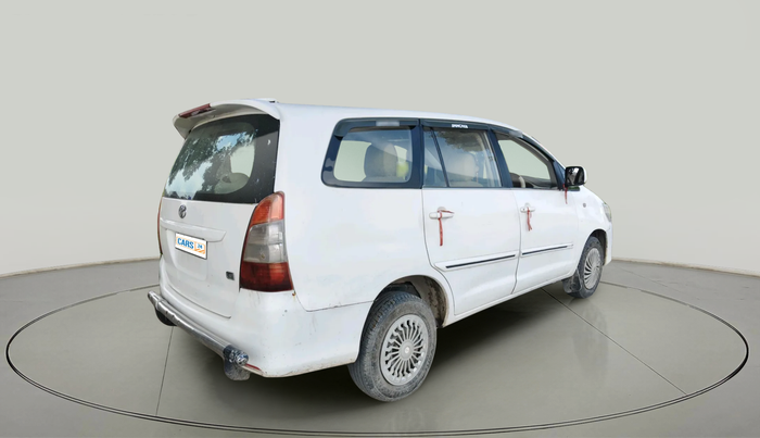 2013 Toyota Innova G1 2.5, Diesel, Manual, 2,70,514 km, exterior