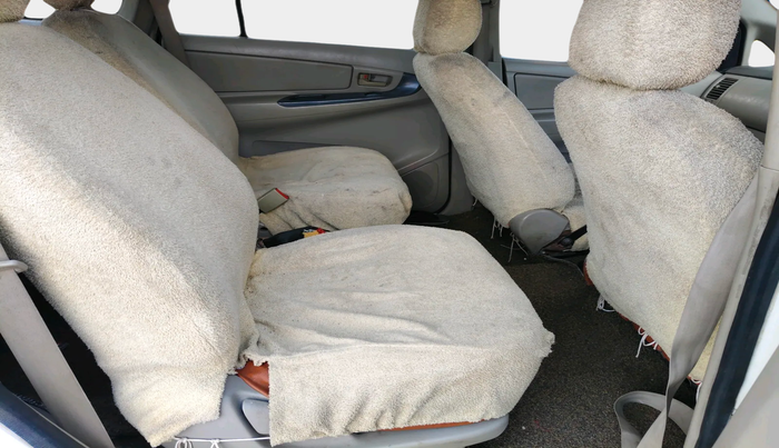 2013 Toyota Innova G1 2.5, Diesel, Manual, 2,70,514 km, interior
