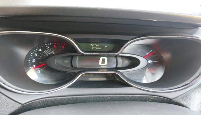 2018 Renault Captur RXT PETROL DUAL TONE, Petrol, Manual, 48,452 km, interior