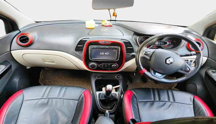 2018 Renault Captur RXT PETROL DUAL TONE, Petrol, Manual, 48,452 km, interior