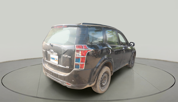 2015 Mahindra XUV500 W6, Diesel, Manual, 94,364 km, exterior
